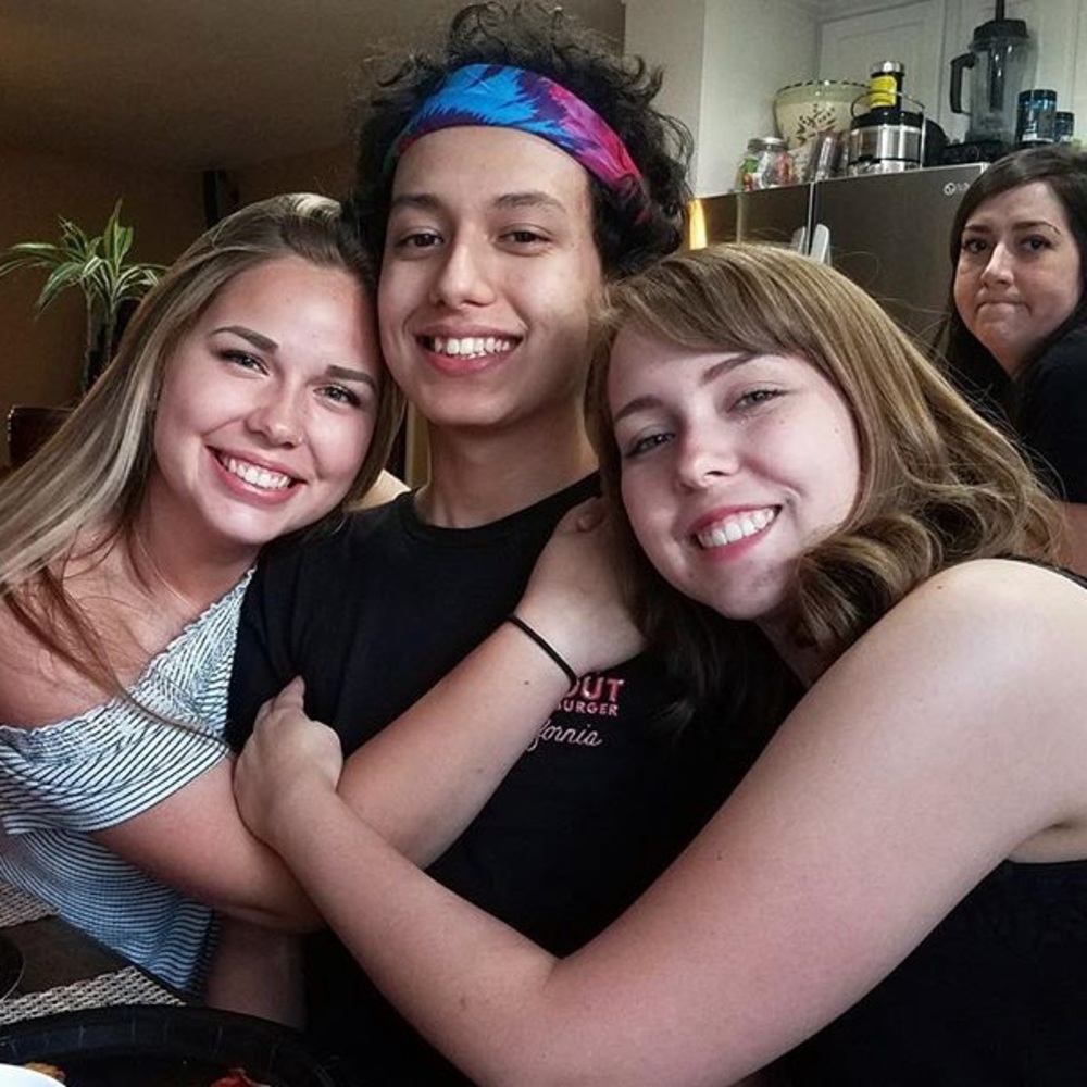 Meet your Posher, Isabelle